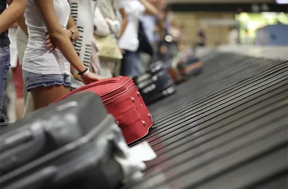 saving money while traveling